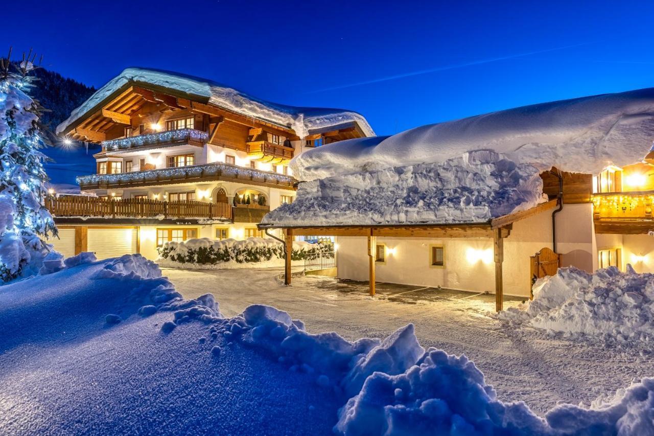 Adults Only Boutique-Hotel Unterlechner Sankt Jakob in Haus Exterior photo